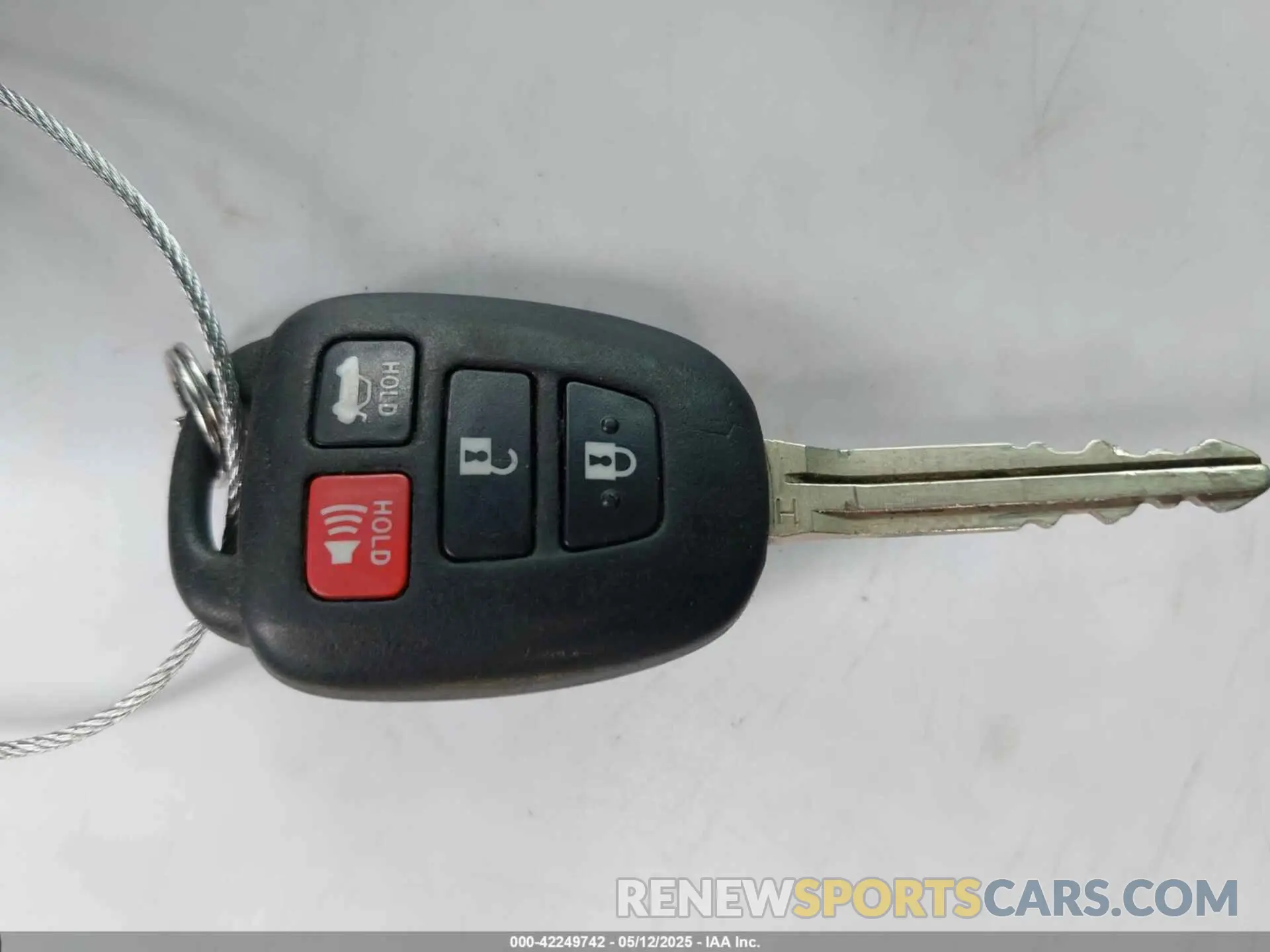 11 Photograph of a damaged car 5YFBURHE7KP879801 TOYOTA COROLLA 2019