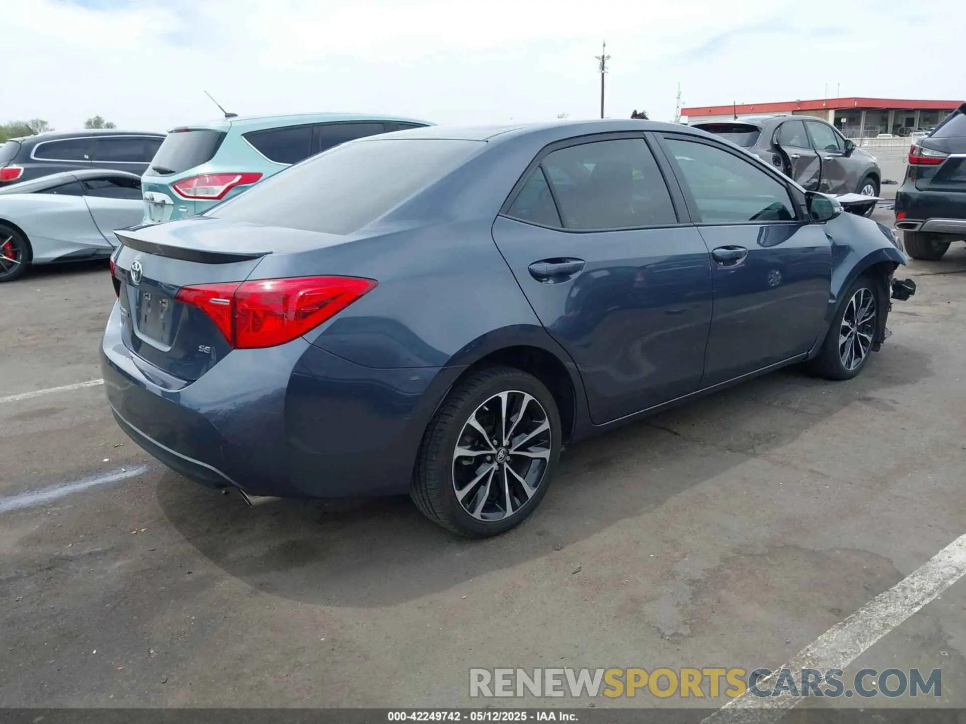4 Photograph of a damaged car 5YFBURHE7KP879801 TOYOTA COROLLA 2019