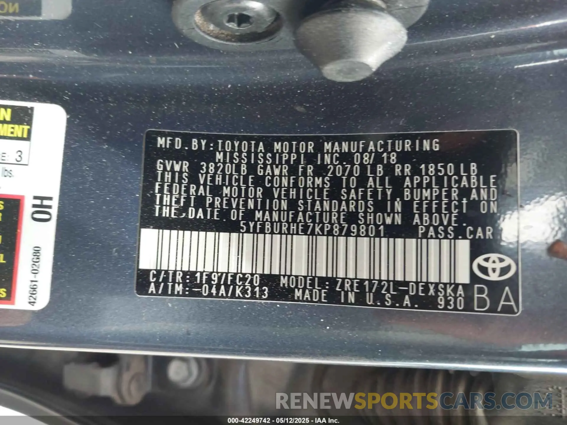 9 Photograph of a damaged car 5YFBURHE7KP879801 TOYOTA COROLLA 2019
