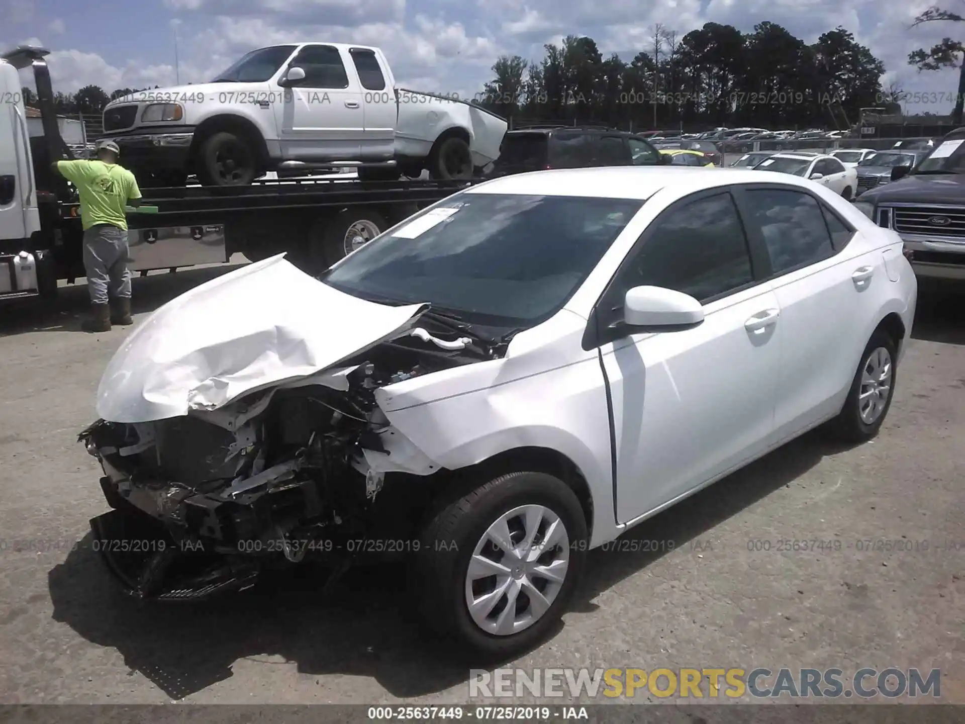 2 Photograph of a damaged car 5YFBURHE7KP879961 TOYOTA COROLLA 2019