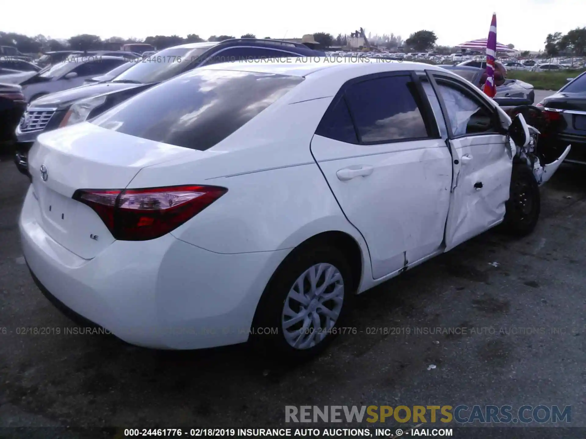 4 Photograph of a damaged car 5YFBURHE7KP880561 TOYOTA COROLLA 2019