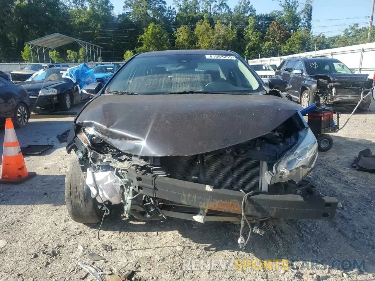 5 Photograph of a damaged car 5YFBURHE7KP880821 TOYOTA COROLLA 2019
