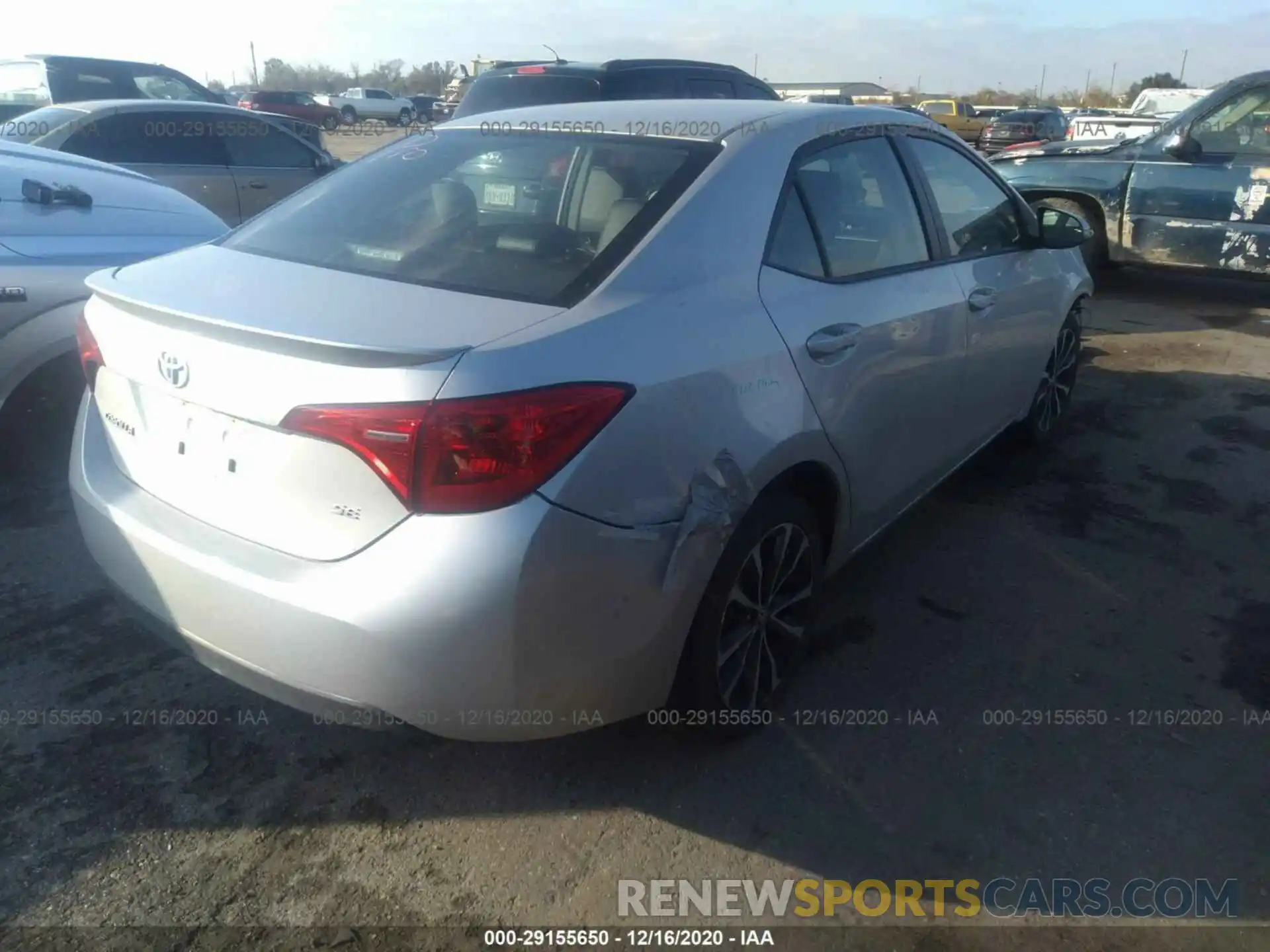 4 Photograph of a damaged car 5YFBURHE7KP883332 TOYOTA COROLLA 2019