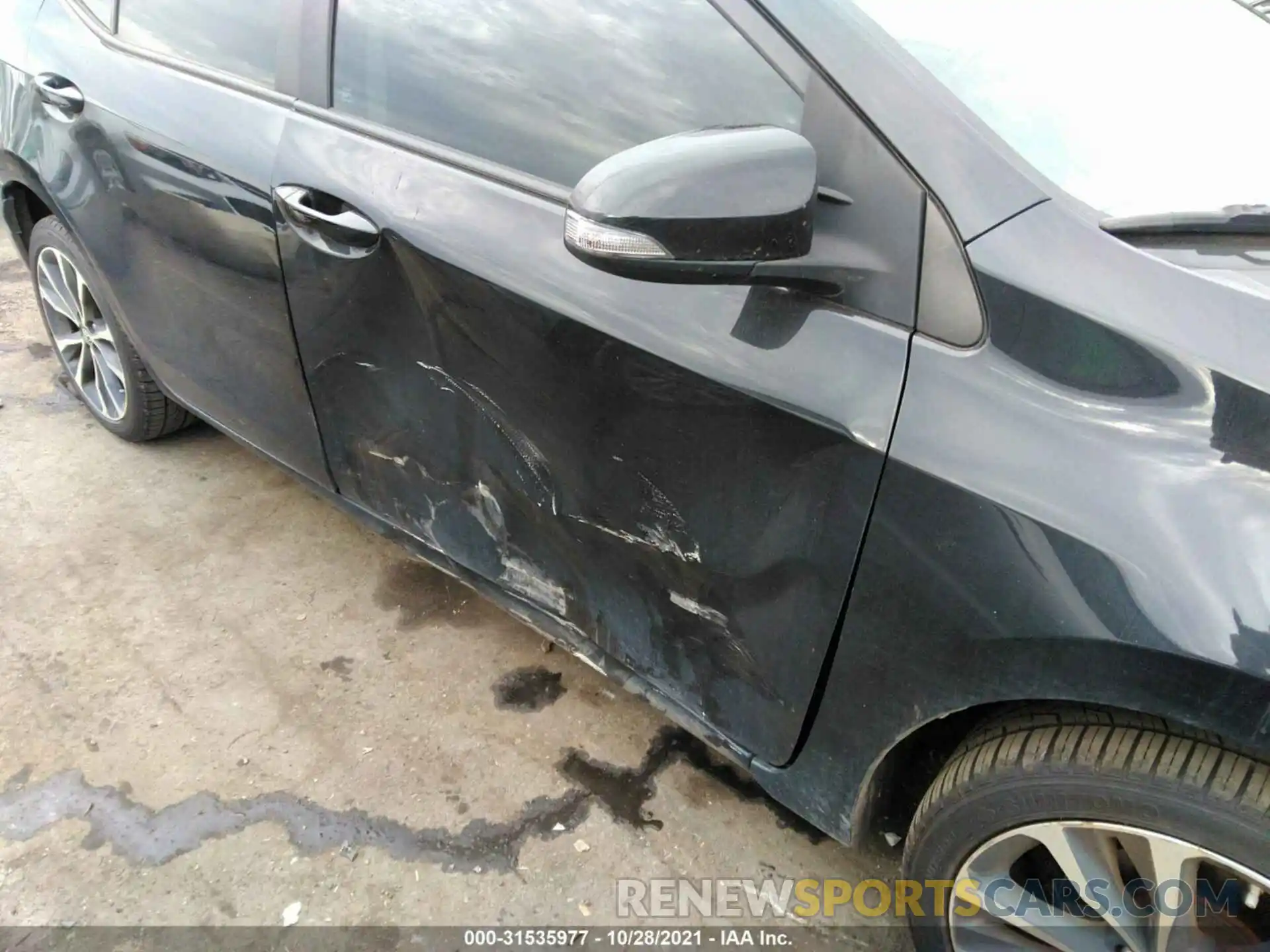 6 Photograph of a damaged car 5YFBURHE7KP883377 TOYOTA COROLLA 2019