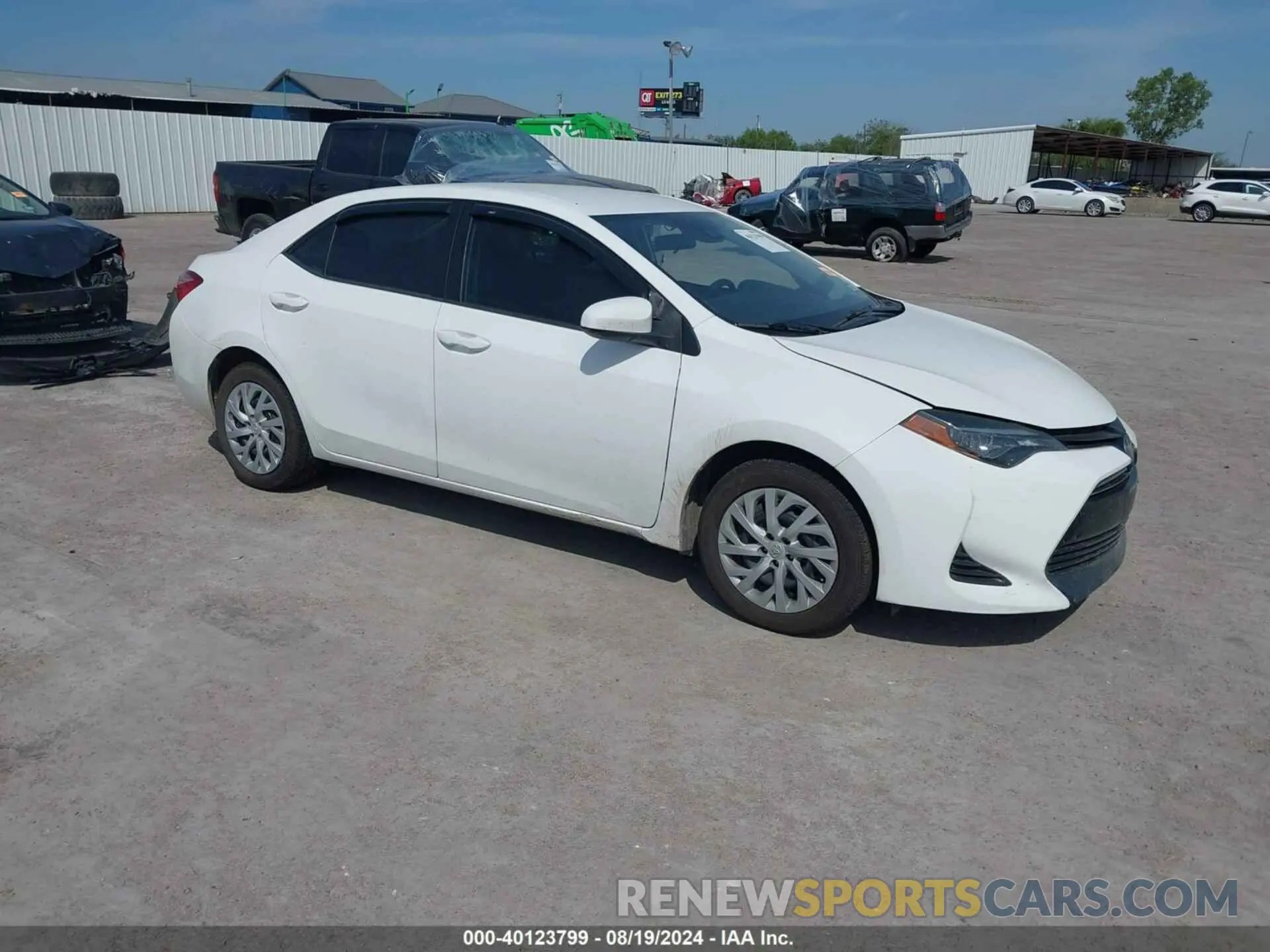 1 Photograph of a damaged car 5YFBURHE7KP885369 TOYOTA COROLLA 2019