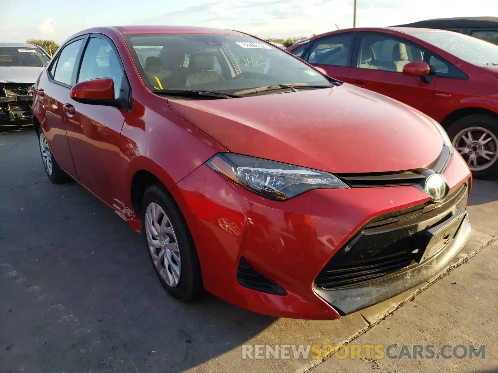 1 Photograph of a damaged car 5YFBURHE7KP885405 TOYOTA COROLLA 2019