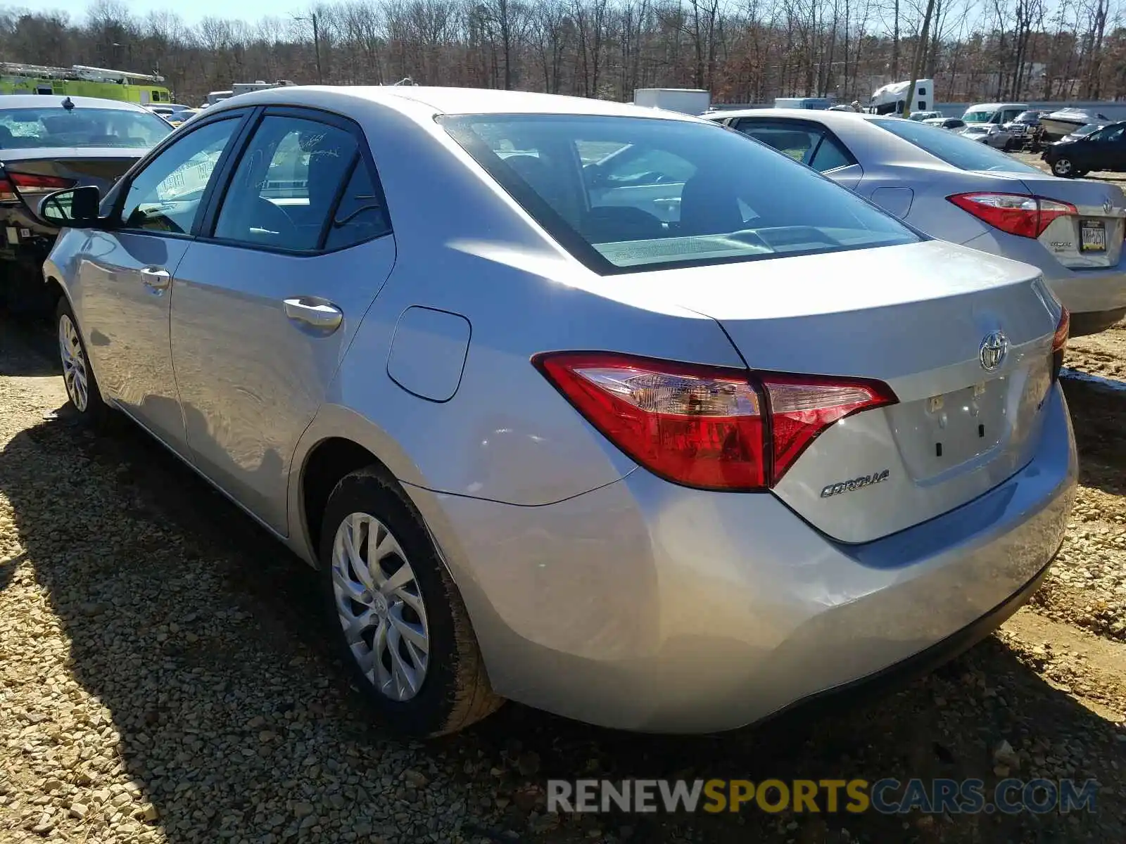 3 Photograph of a damaged car 5YFBURHE7KP888286 TOYOTA COROLLA 2019