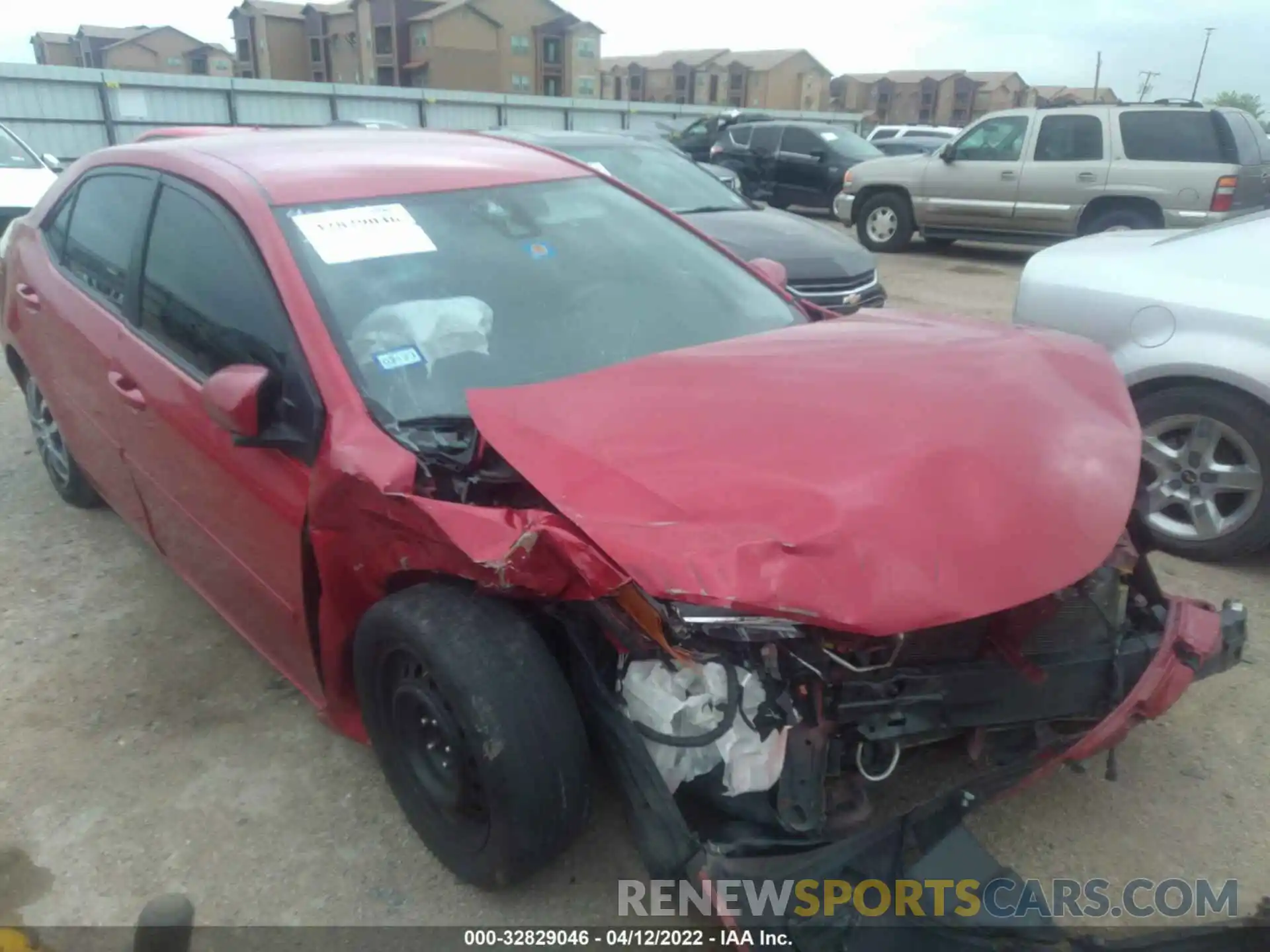 1 Photograph of a damaged car 5YFBURHE7KP892418 TOYOTA COROLLA 2019