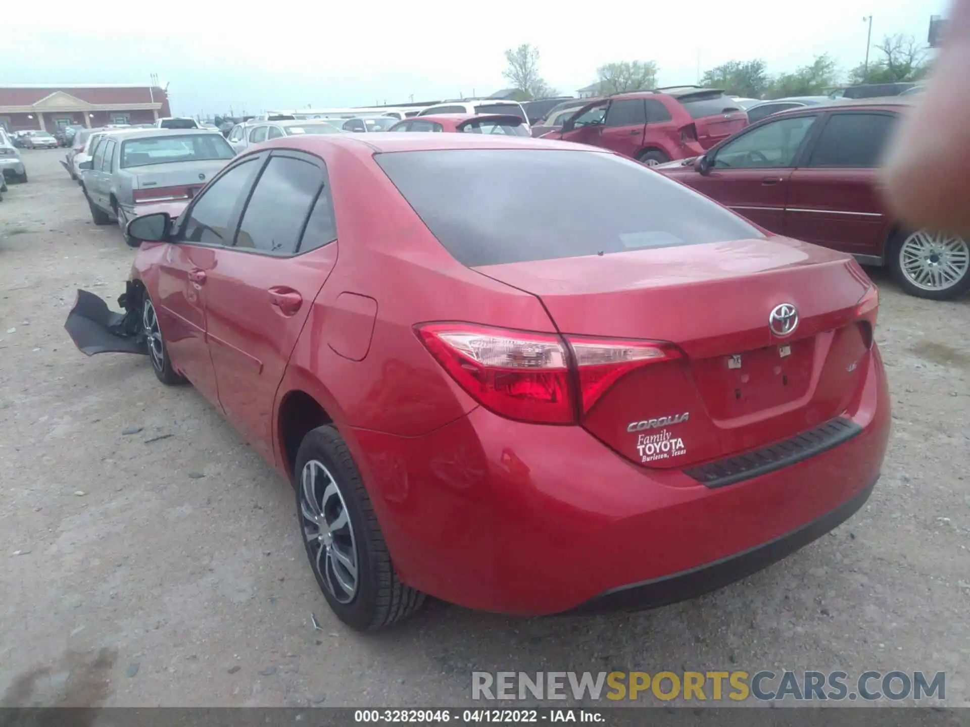 3 Photograph of a damaged car 5YFBURHE7KP892418 TOYOTA COROLLA 2019