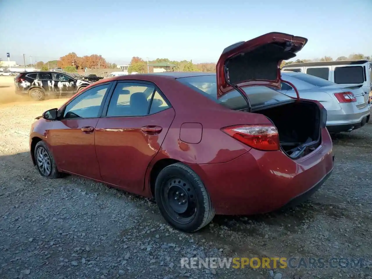 2 Photograph of a damaged car 5YFBURHE7KP895948 TOYOTA COROLLA 2019