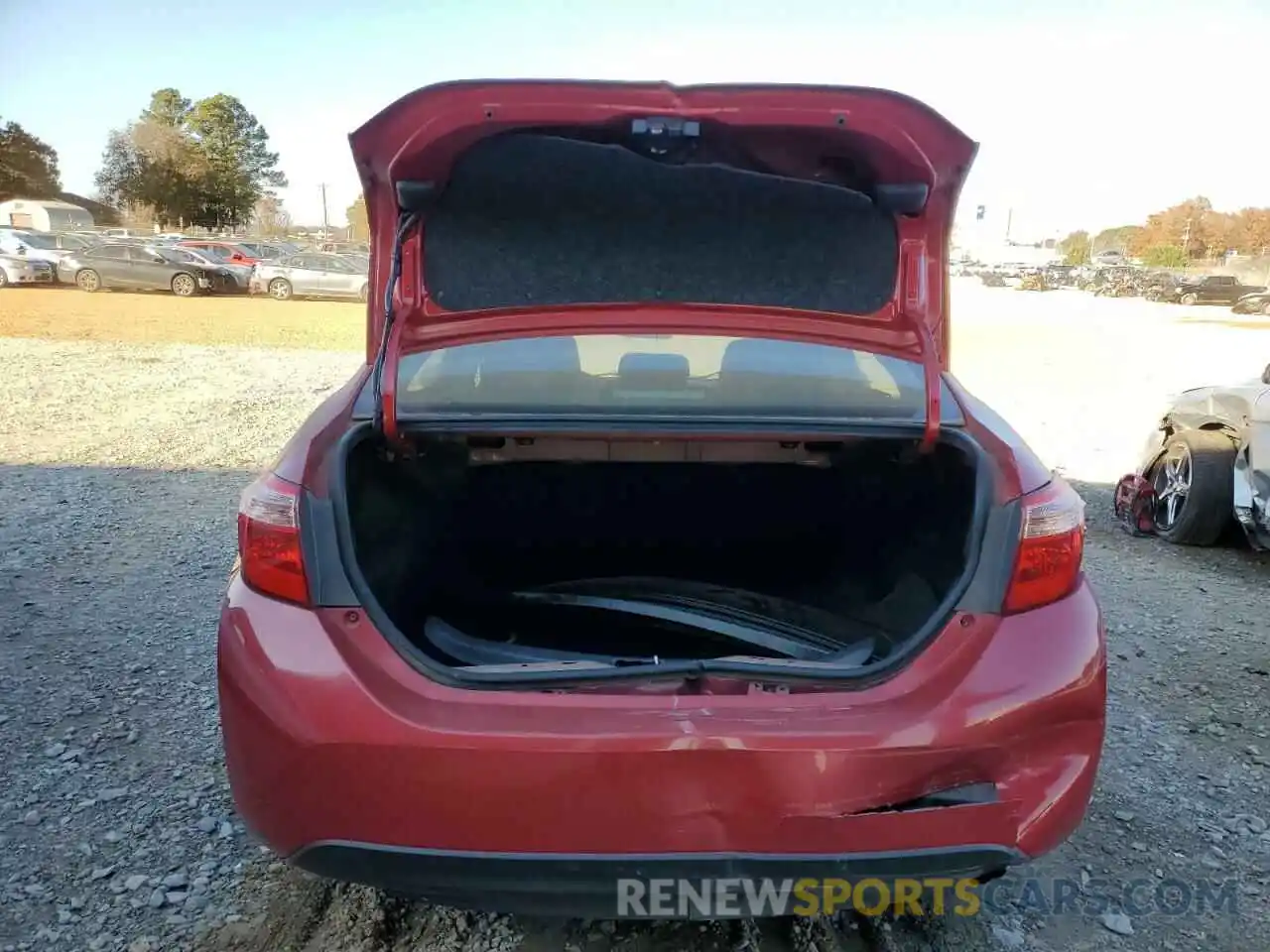 6 Photograph of a damaged car 5YFBURHE7KP895948 TOYOTA COROLLA 2019