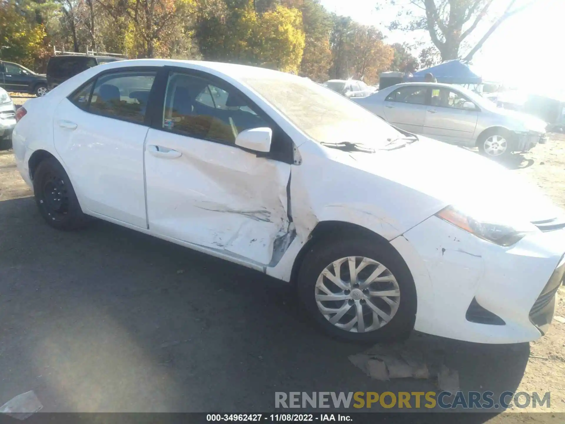 6 Photograph of a damaged car 5YFBURHE7KP896324 TOYOTA COROLLA 2019