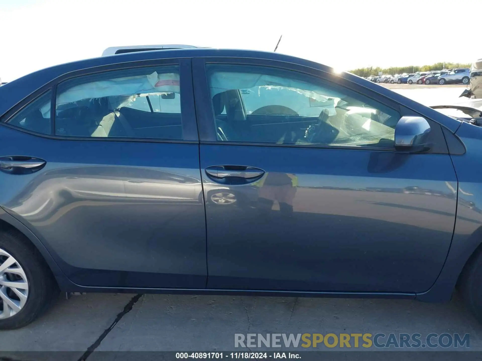 13 Photograph of a damaged car 5YFBURHE7KP899031 TOYOTA COROLLA 2019