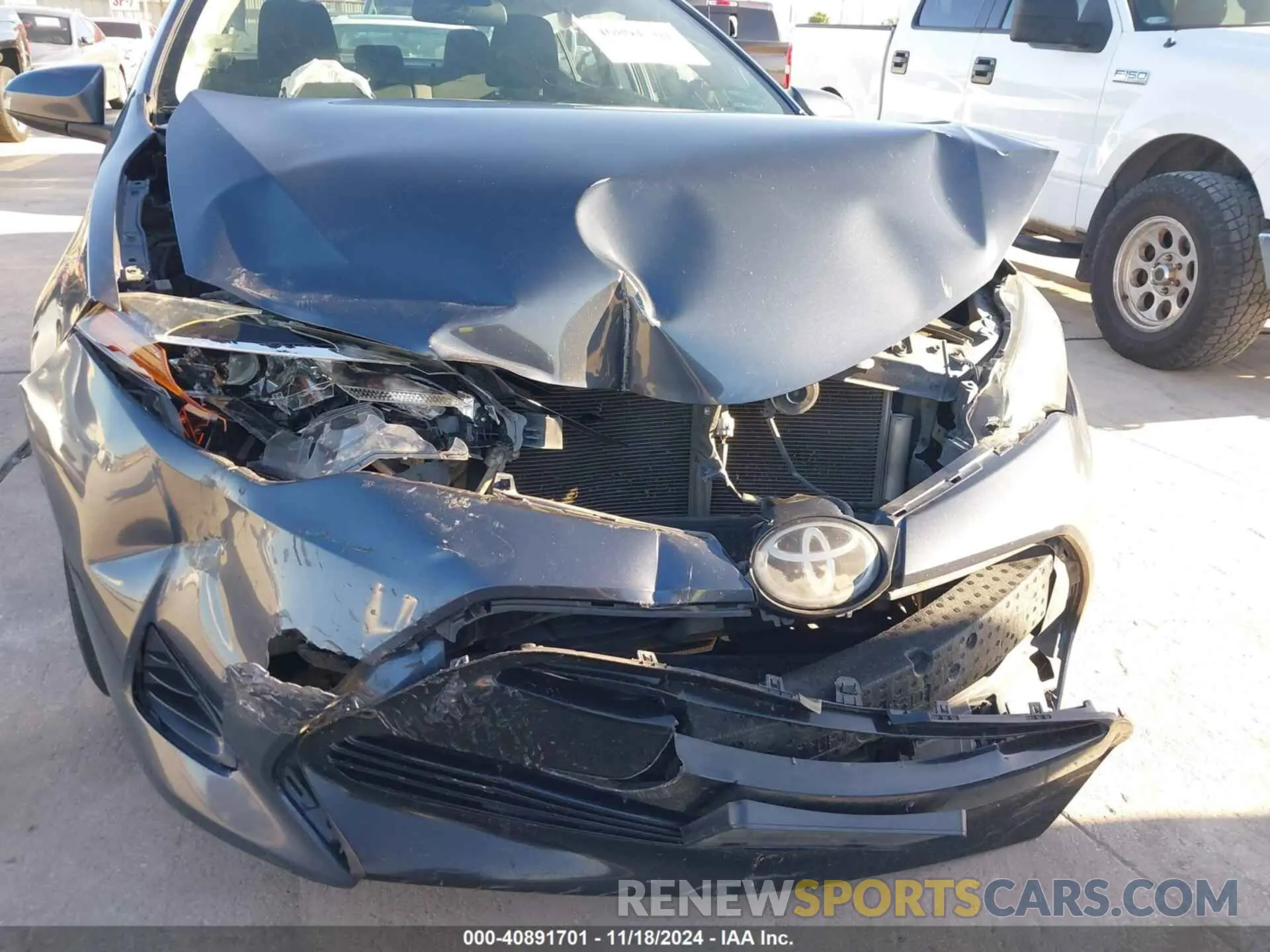 6 Photograph of a damaged car 5YFBURHE7KP899031 TOYOTA COROLLA 2019