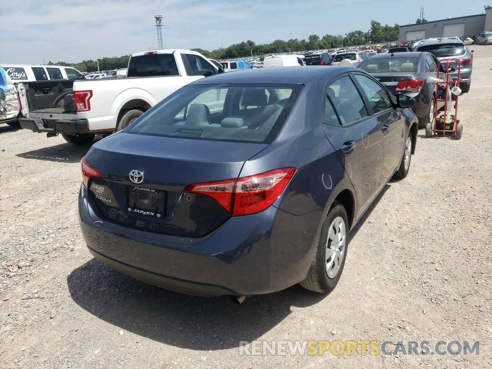 4 Photograph of a damaged car 5YFBURHE7KP902882 TOYOTA COROLLA 2019