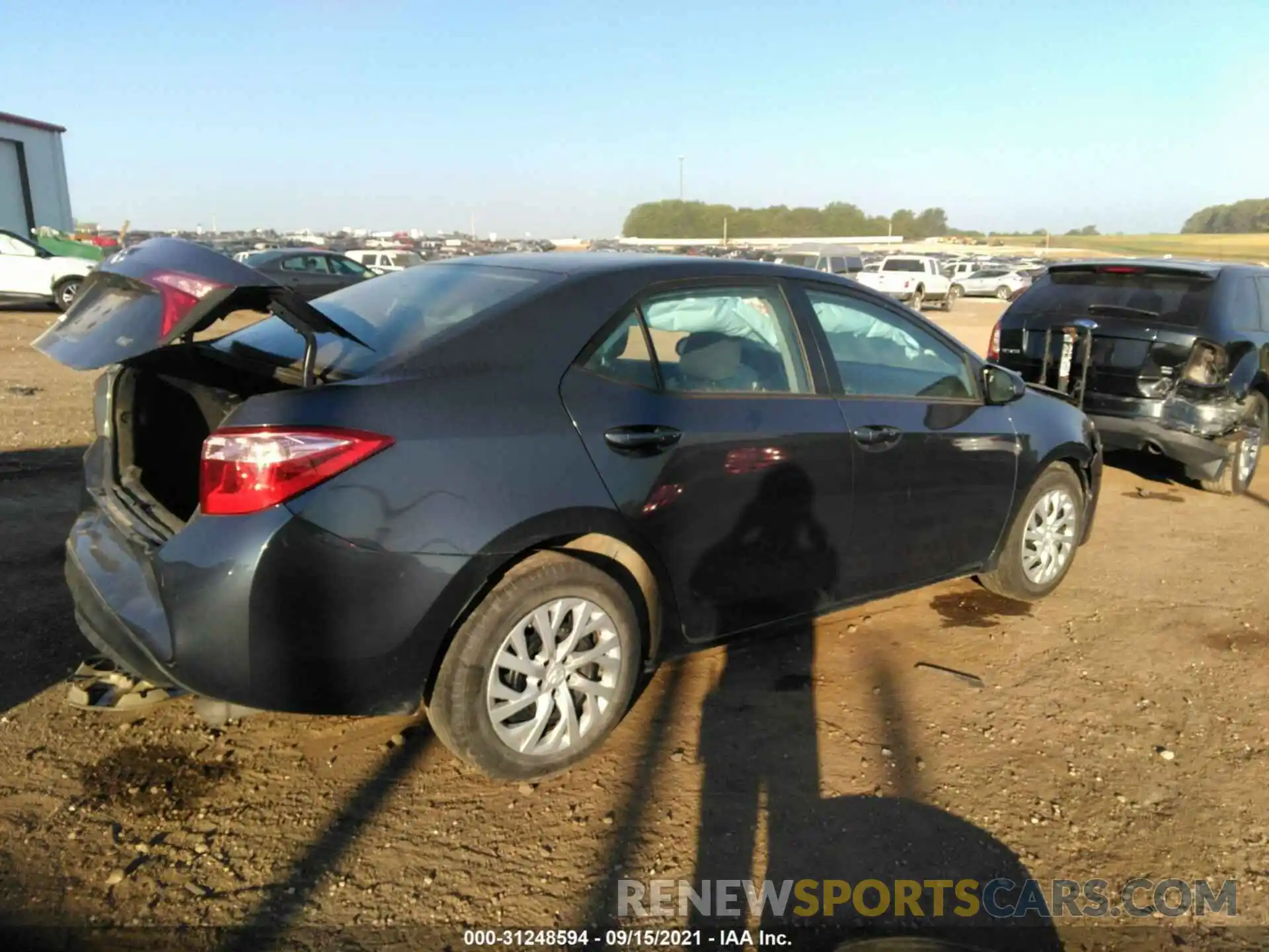 4 Photograph of a damaged car 5YFBURHE7KP902932 TOYOTA COROLLA 2019