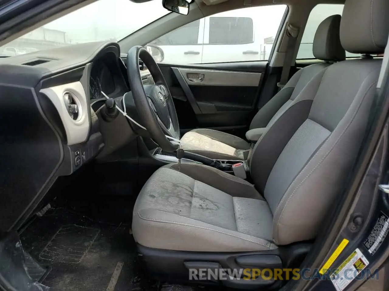 7 Photograph of a damaged car 5YFBURHE7KP903854 TOYOTA COROLLA 2019