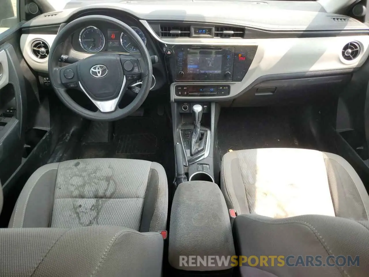 8 Photograph of a damaged car 5YFBURHE7KP903854 TOYOTA COROLLA 2019