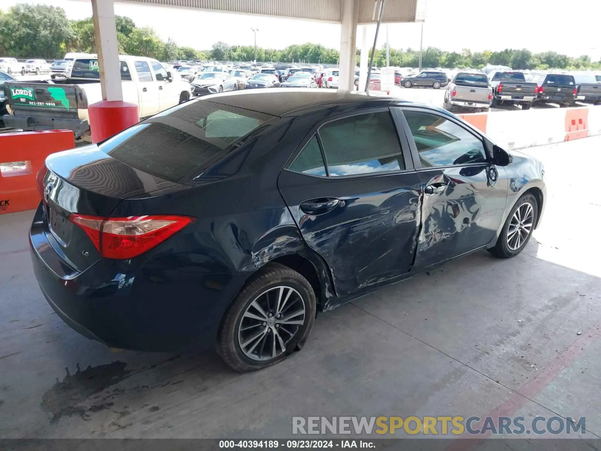 4 Photograph of a damaged car 5YFBURHE7KP904387 TOYOTA COROLLA 2019