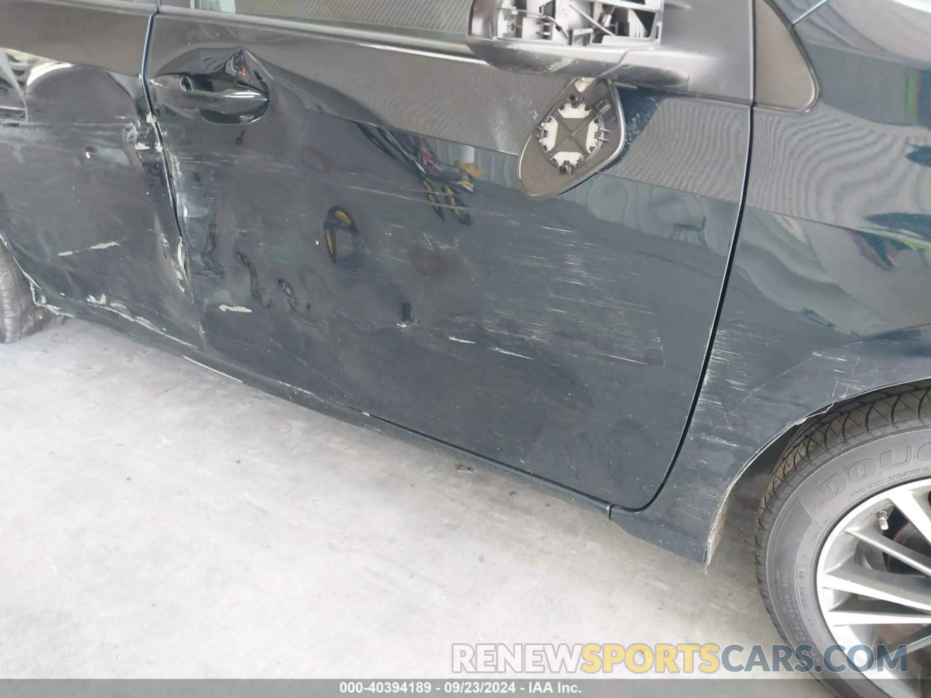 6 Photograph of a damaged car 5YFBURHE7KP904387 TOYOTA COROLLA 2019