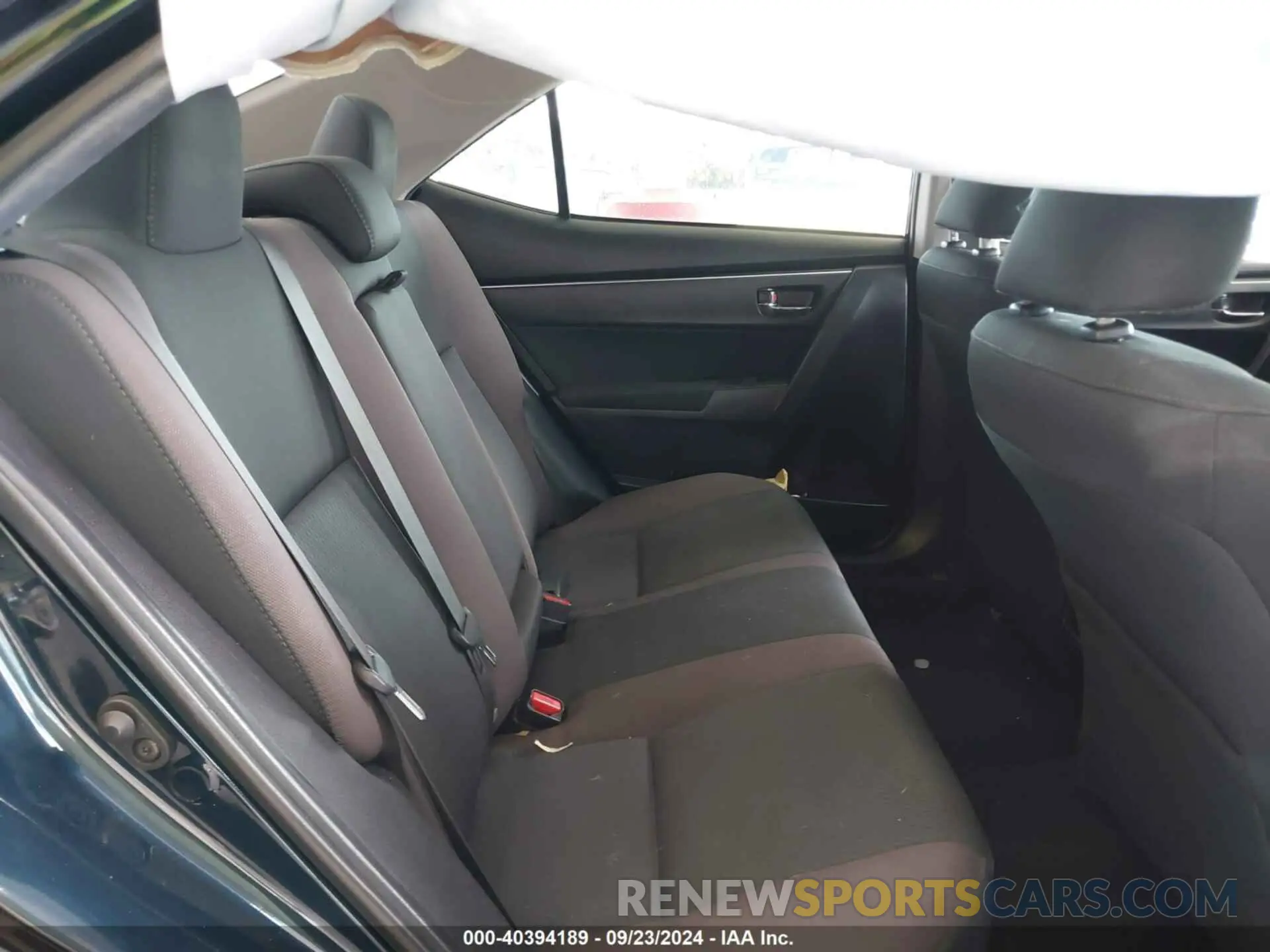 8 Photograph of a damaged car 5YFBURHE7KP904387 TOYOTA COROLLA 2019
