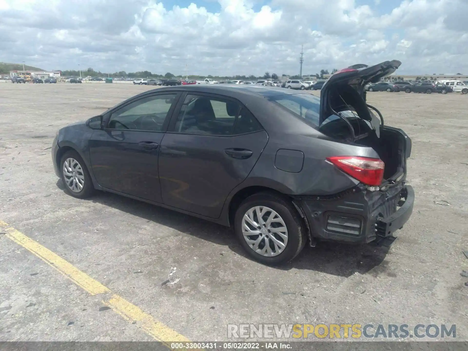 3 Photograph of a damaged car 5YFBURHE7KP904518 TOYOTA COROLLA 2019