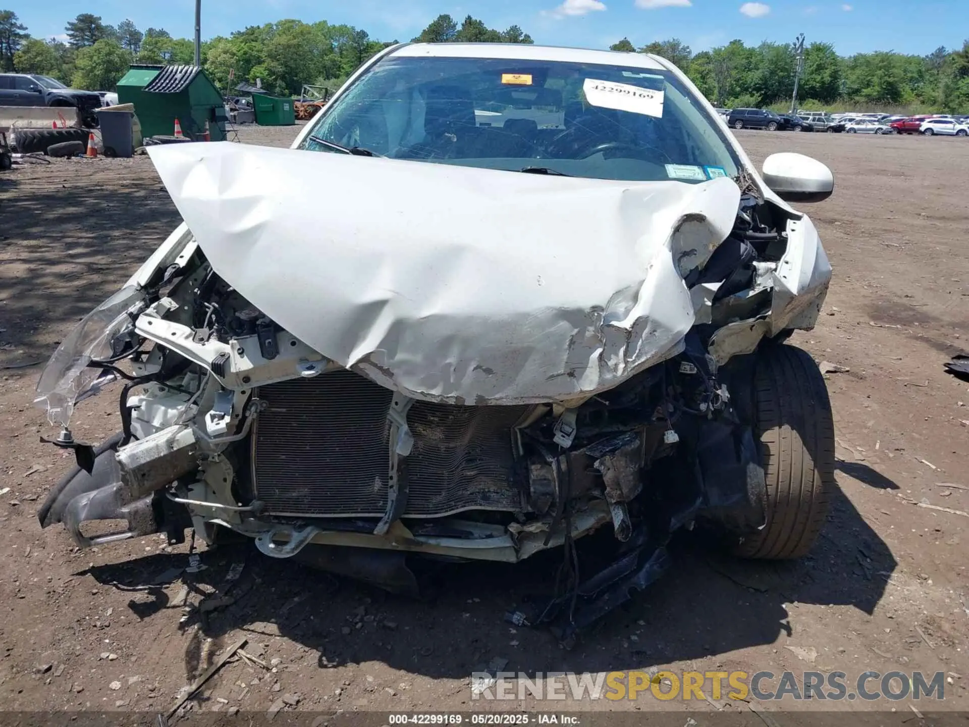 12 Photograph of a damaged car 5YFBURHE7KP904888 TOYOTA COROLLA 2019