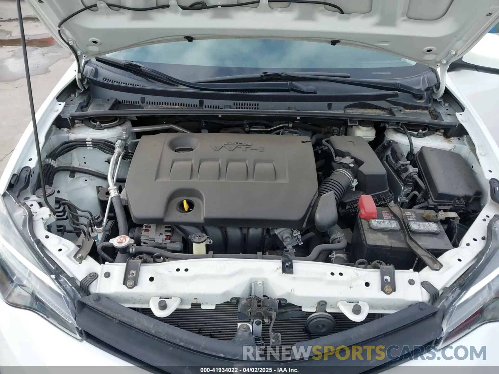 10 Photograph of a damaged car 5YFBURHE7KP908410 TOYOTA COROLLA 2019