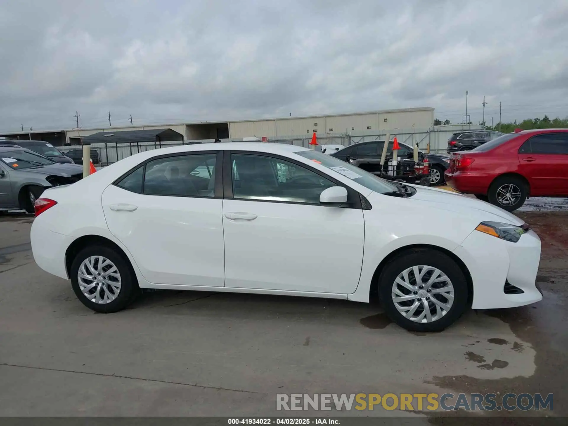 13 Photograph of a damaged car 5YFBURHE7KP908410 TOYOTA COROLLA 2019