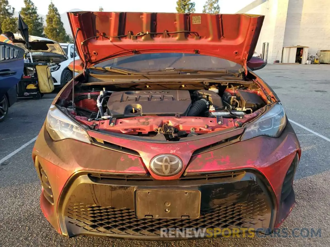 5 Photograph of a damaged car 5YFBURHE7KP916555 TOYOTA COROLLA 2019