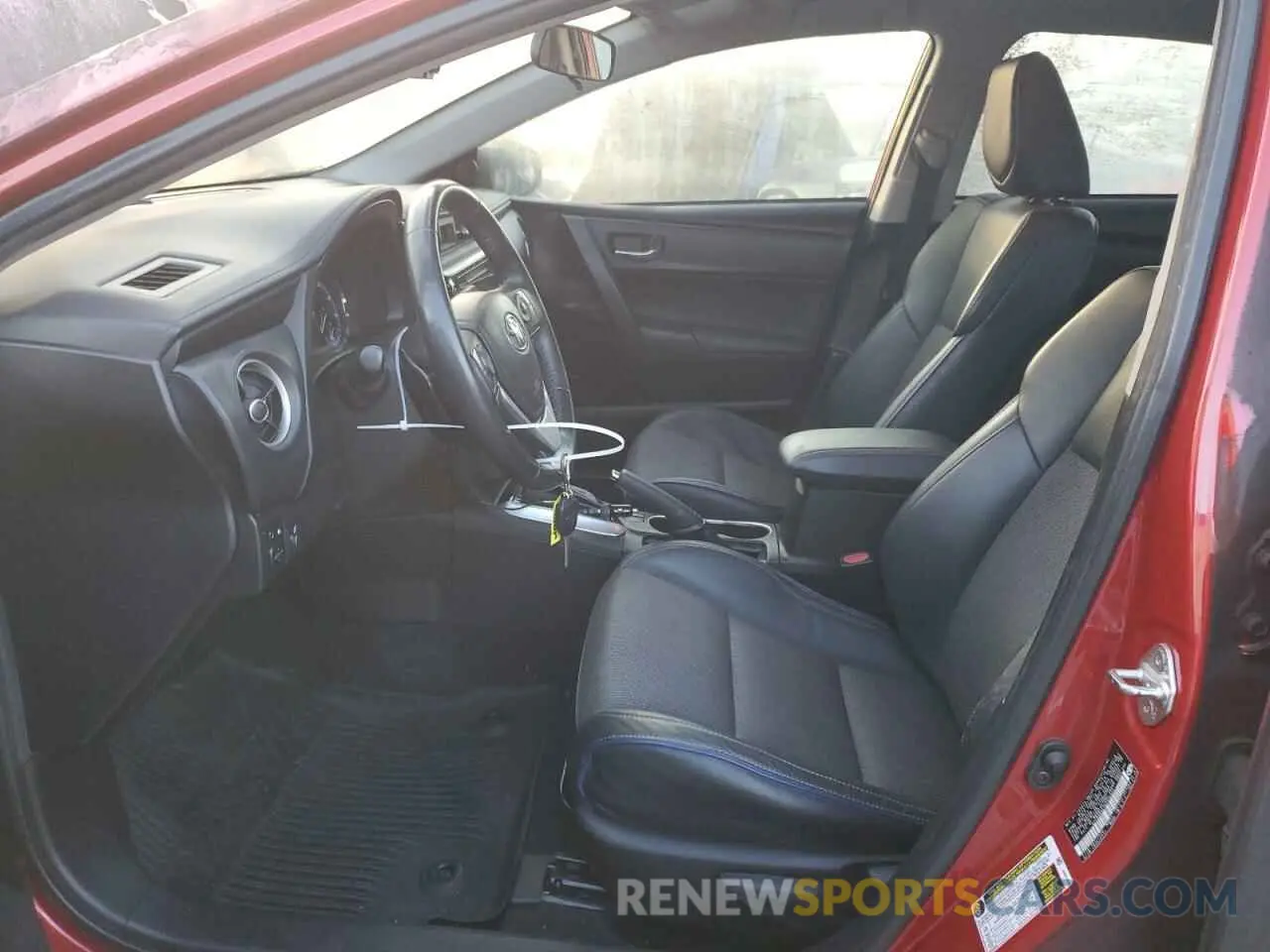 7 Photograph of a damaged car 5YFBURHE7KP916555 TOYOTA COROLLA 2019