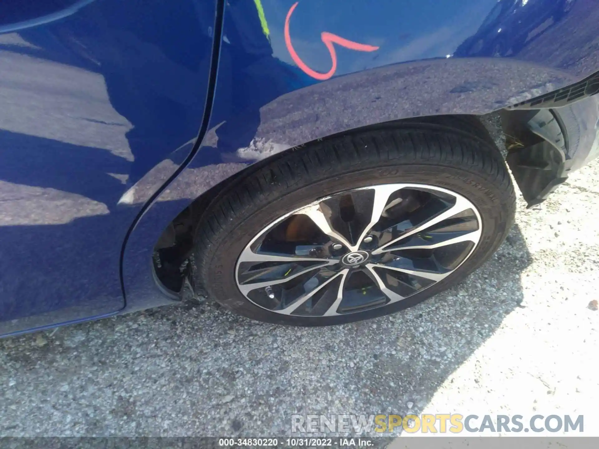 13 Photograph of a damaged car 5YFBURHE7KP927636 TOYOTA COROLLA 2019