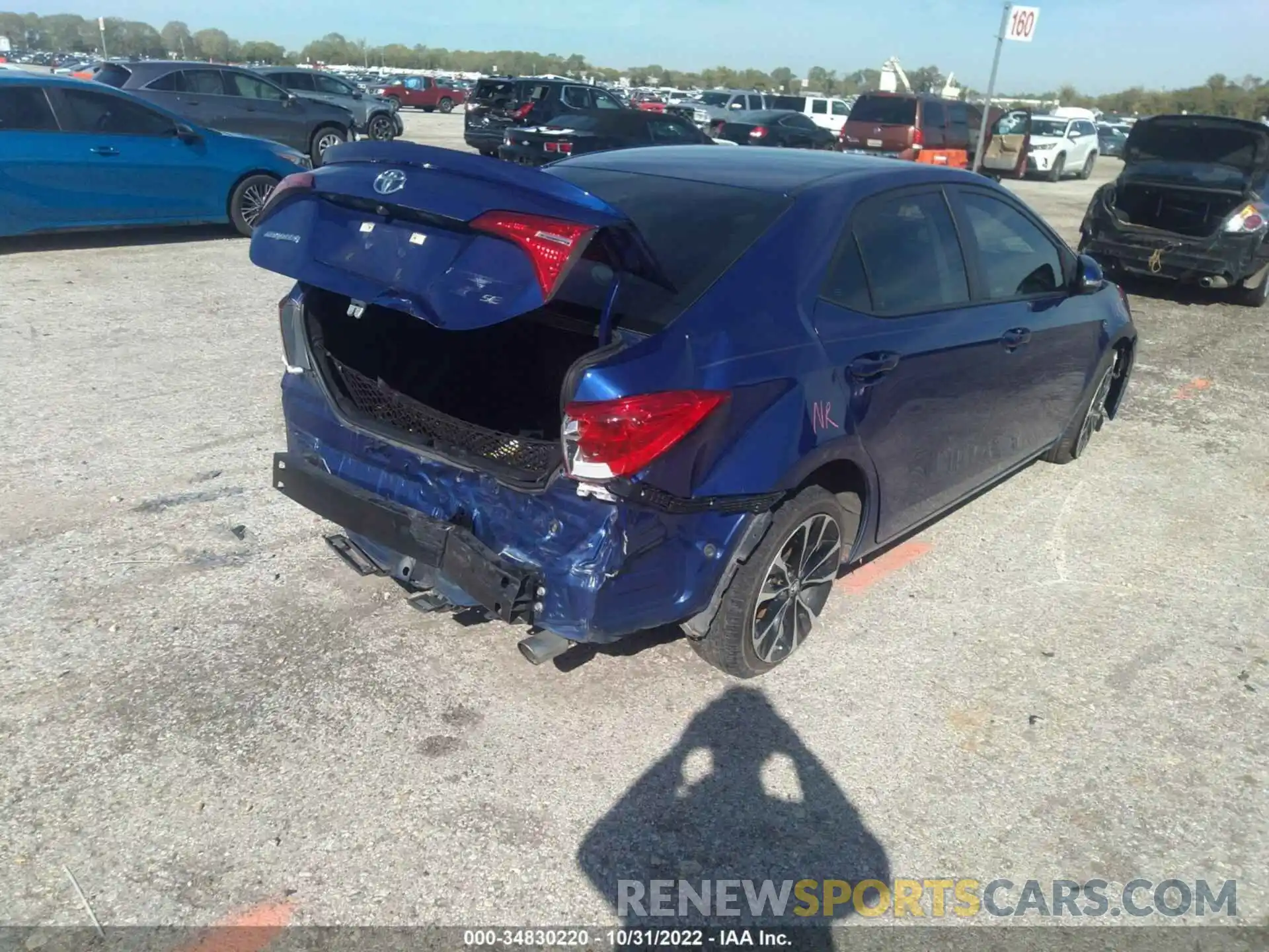 4 Photograph of a damaged car 5YFBURHE7KP927636 TOYOTA COROLLA 2019