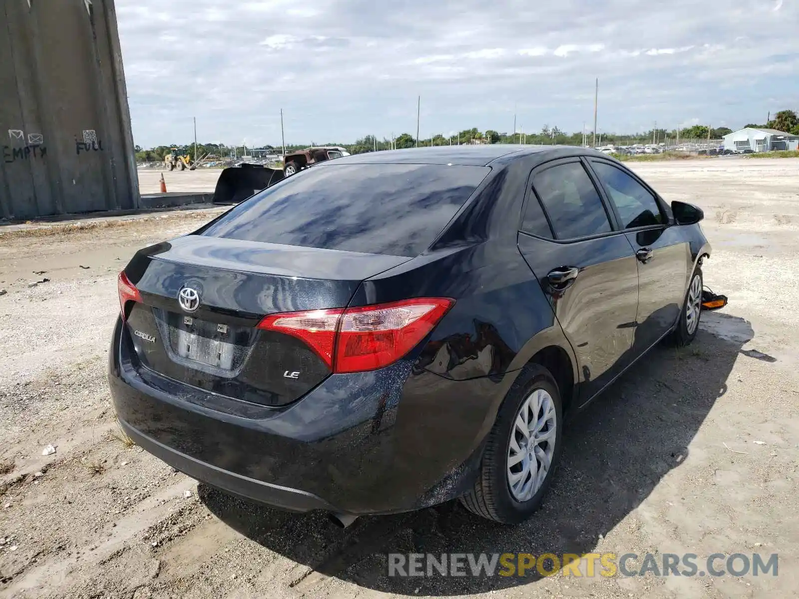 4 Photograph of a damaged car 5YFBURHE7KP933145 TOYOTA COROLLA 2019