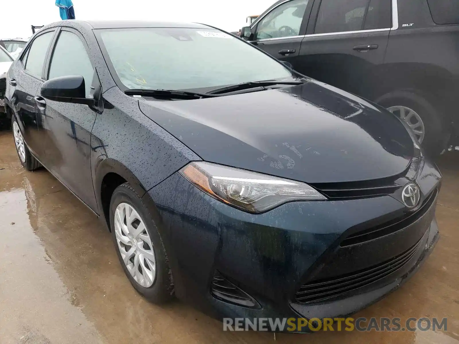 1 Photograph of a damaged car 5YFBURHE7KP934893 TOYOTA COROLLA 2019