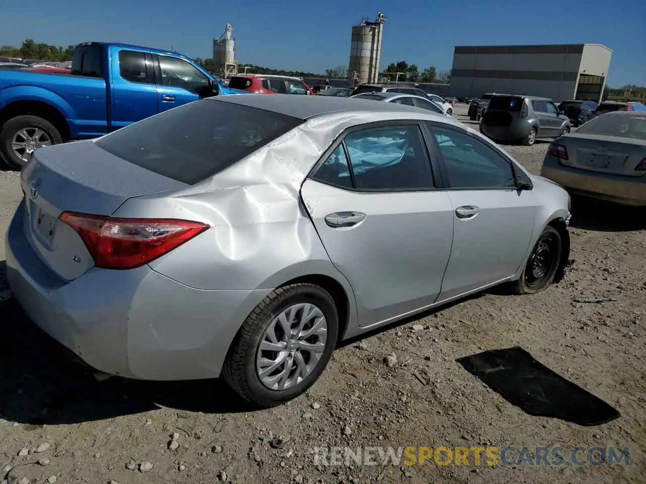 3 Photograph of a damaged car 5YFBURHE7KP940094 TOYOTA COROLLA 2019