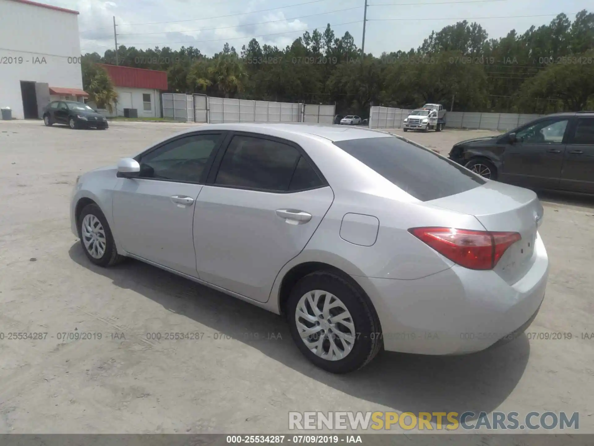 3 Photograph of a damaged car 5YFBURHE7KP943626 TOYOTA COROLLA 2019