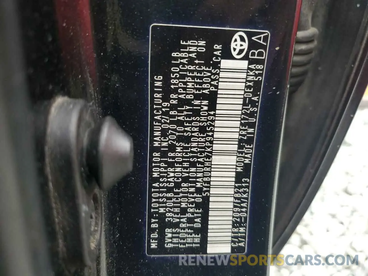12 Photograph of a damaged car 5YFBURHE7KP945294 TOYOTA COROLLA 2019