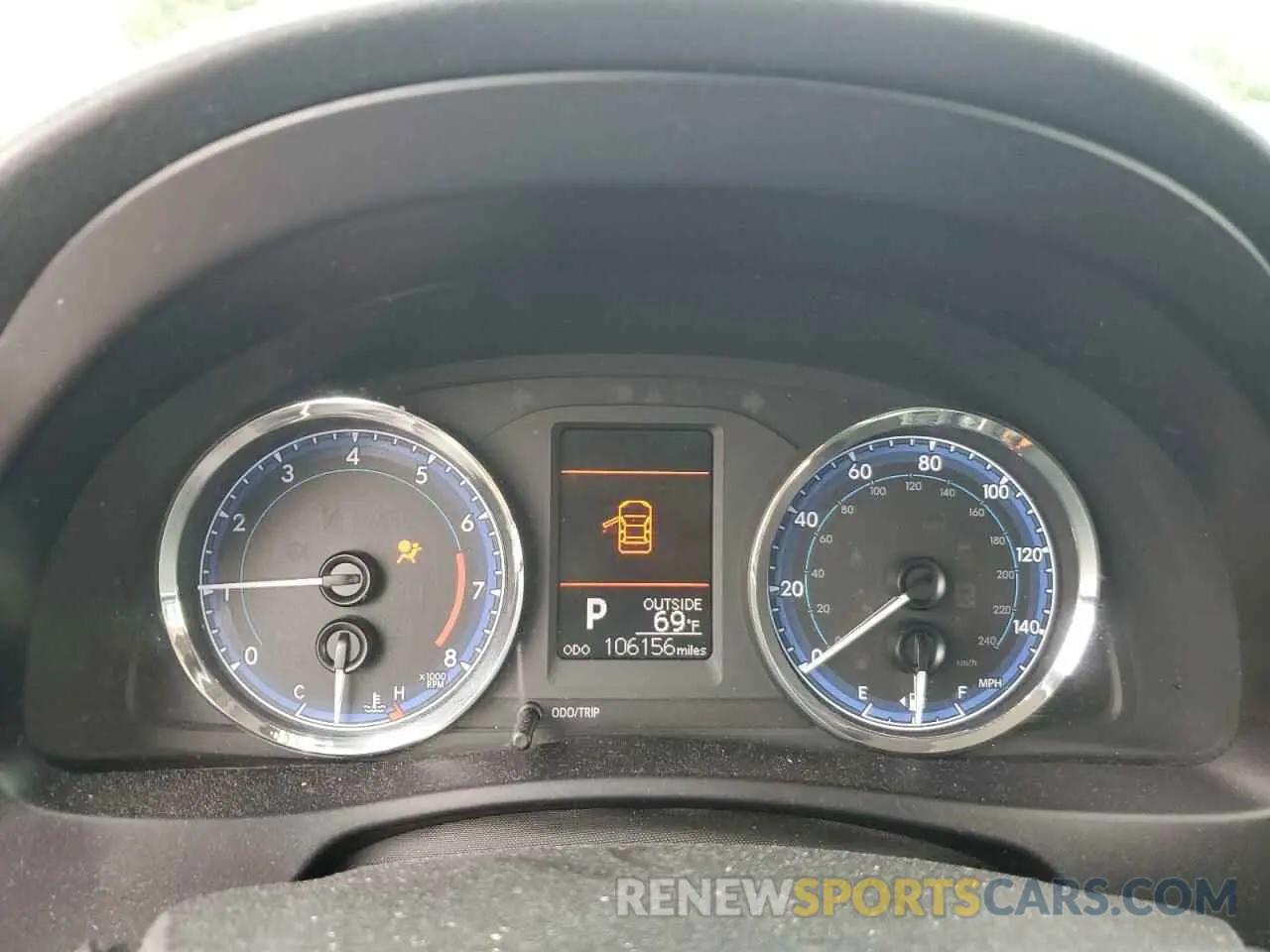 9 Photograph of a damaged car 5YFBURHE7KP945294 TOYOTA COROLLA 2019