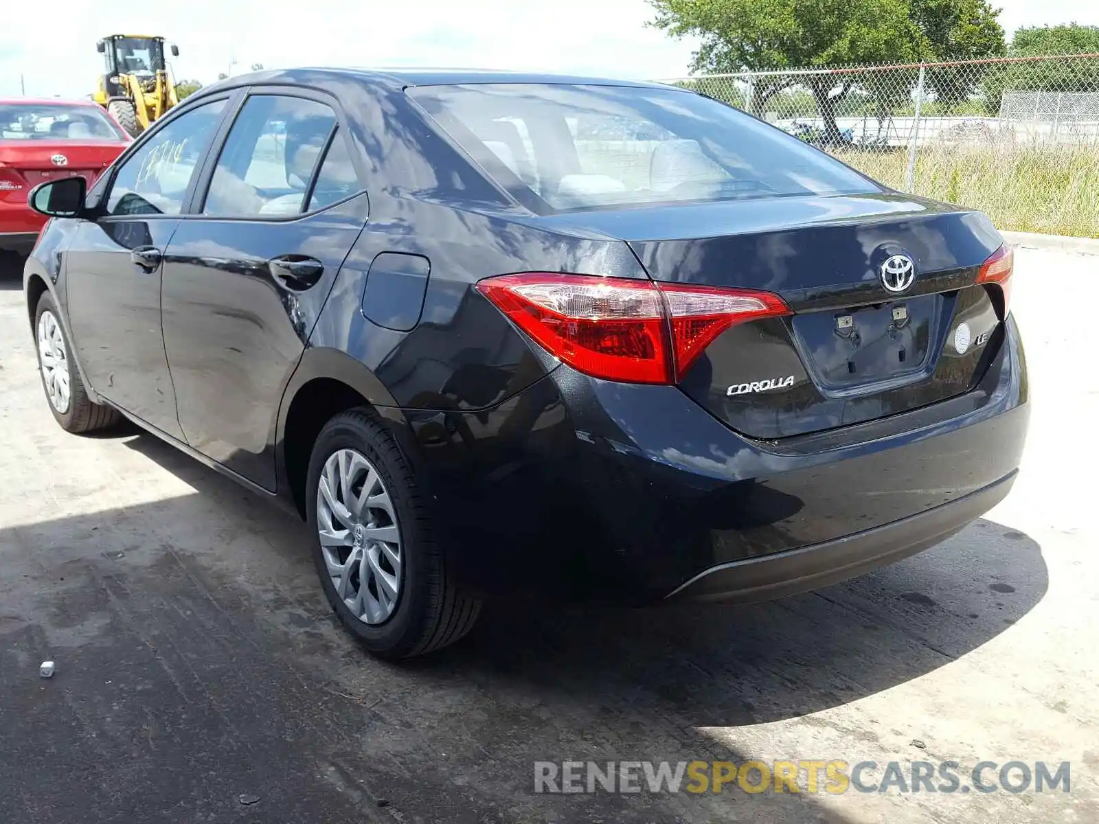 3 Photograph of a damaged car 5YFBURHE7KP945831 TOYOTA COROLLA 2019