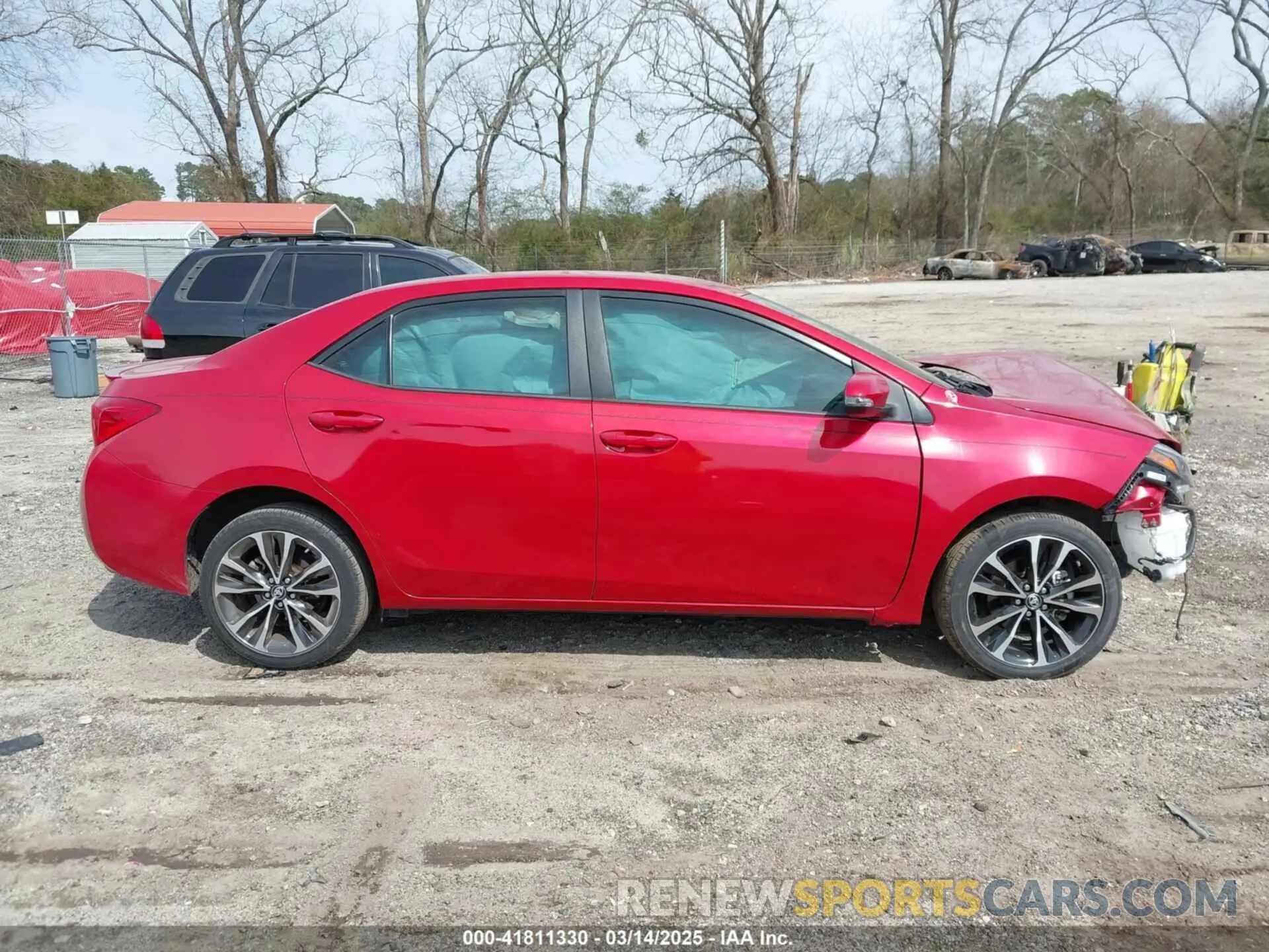 13 Photograph of a damaged car 5YFBURHE7KP949541 TOYOTA COROLLA 2019