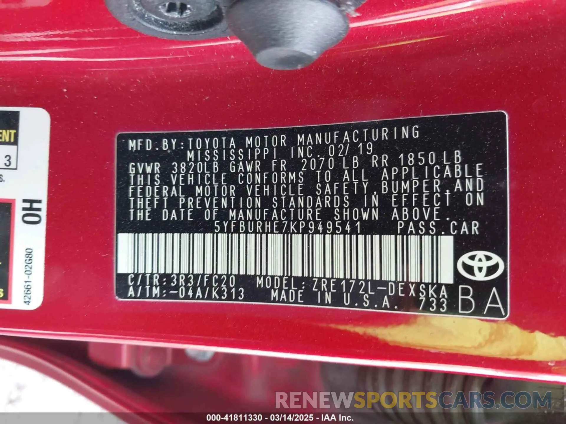 9 Photograph of a damaged car 5YFBURHE7KP949541 TOYOTA COROLLA 2019