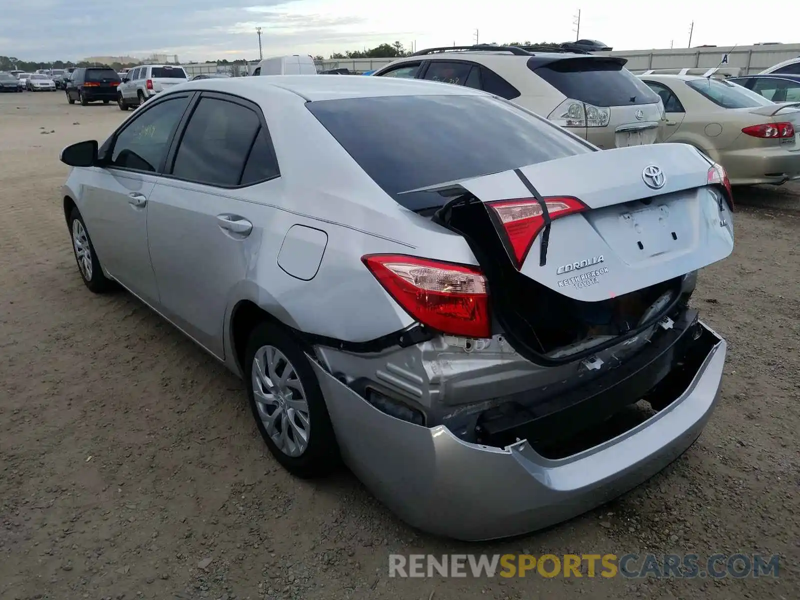 3 Photograph of a damaged car 5YFBURHE8KP861436 TOYOTA COROLLA 2019