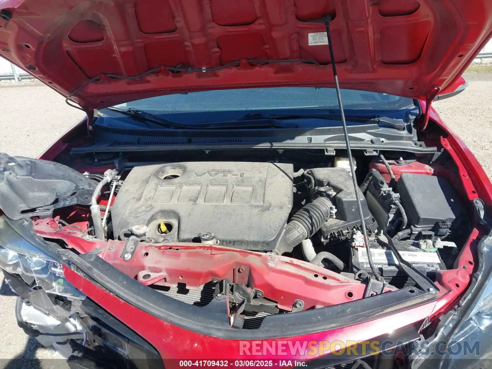 10 Photograph of a damaged car 5YFBURHE8KP861582 TOYOTA COROLLA 2019