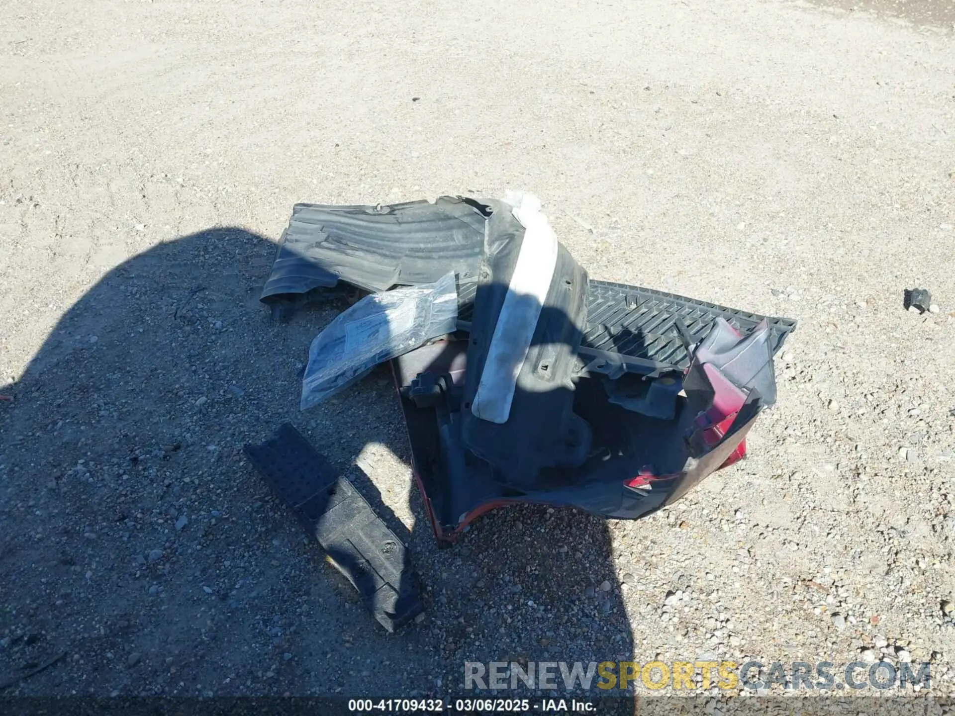 12 Photograph of a damaged car 5YFBURHE8KP861582 TOYOTA COROLLA 2019