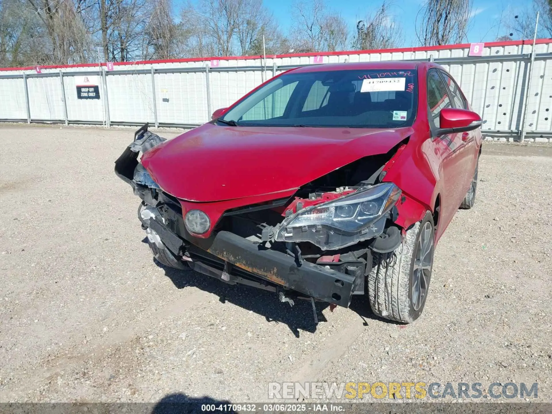 6 Photograph of a damaged car 5YFBURHE8KP861582 TOYOTA COROLLA 2019