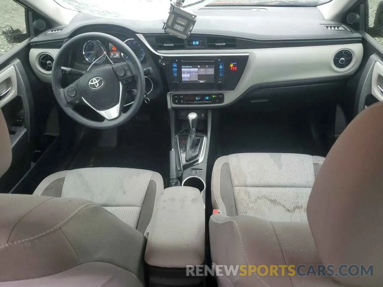8 Photograph of a damaged car 5YFBURHE8KP866376 TOYOTA COROLLA 2019