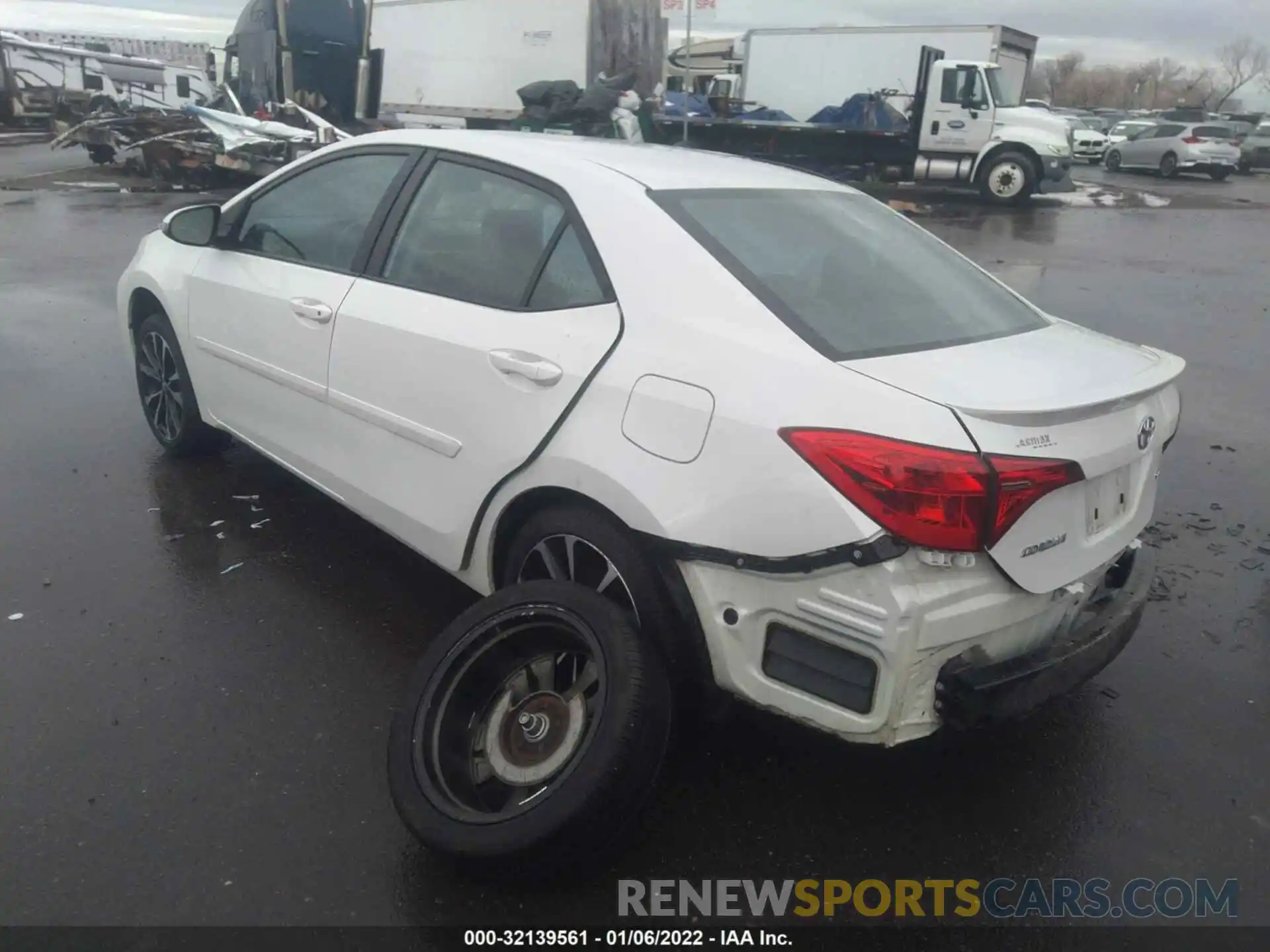 3 Photograph of a damaged car 5YFBURHE8KP872114 TOYOTA COROLLA 2019