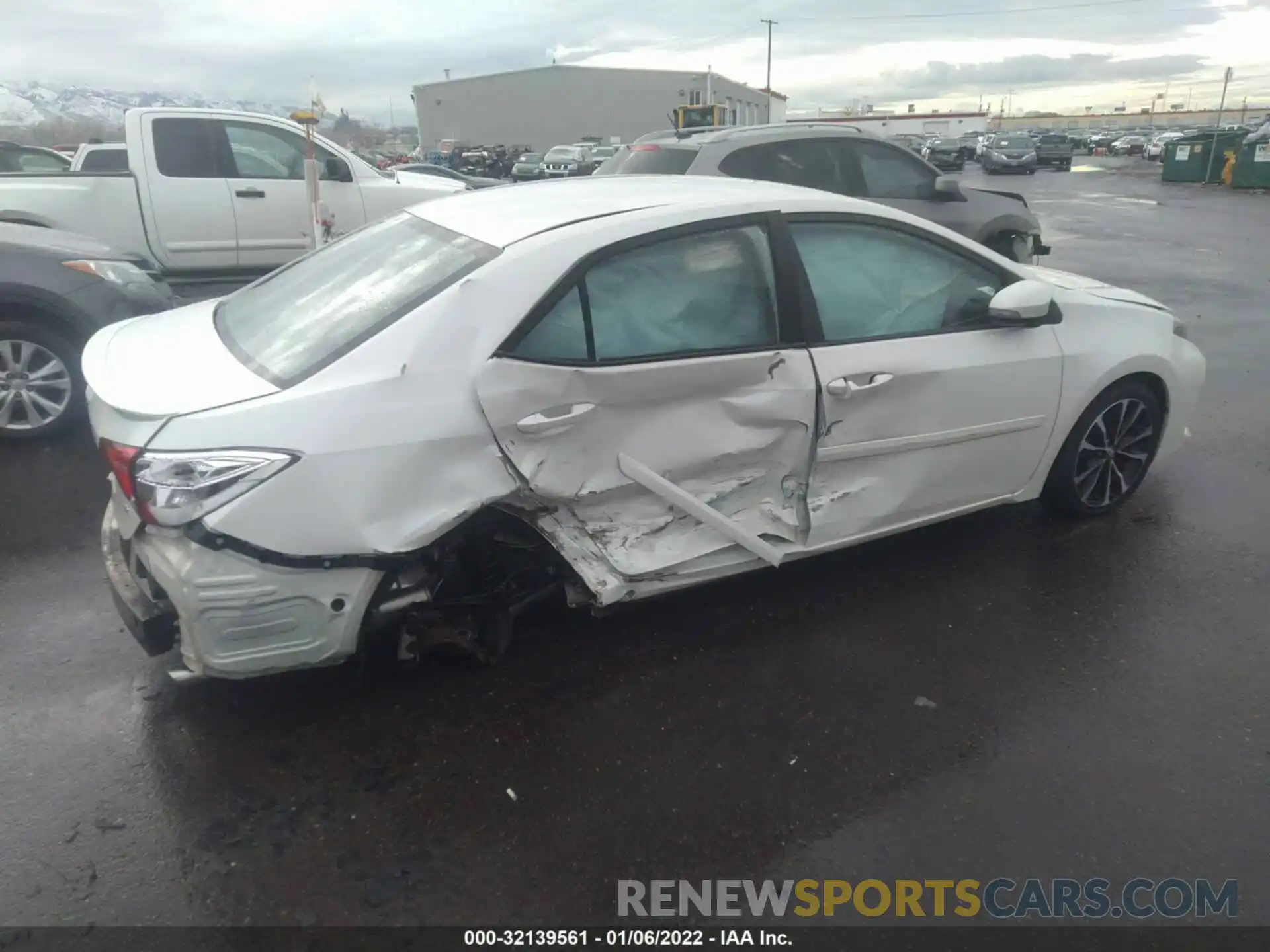 4 Photograph of a damaged car 5YFBURHE8KP872114 TOYOTA COROLLA 2019