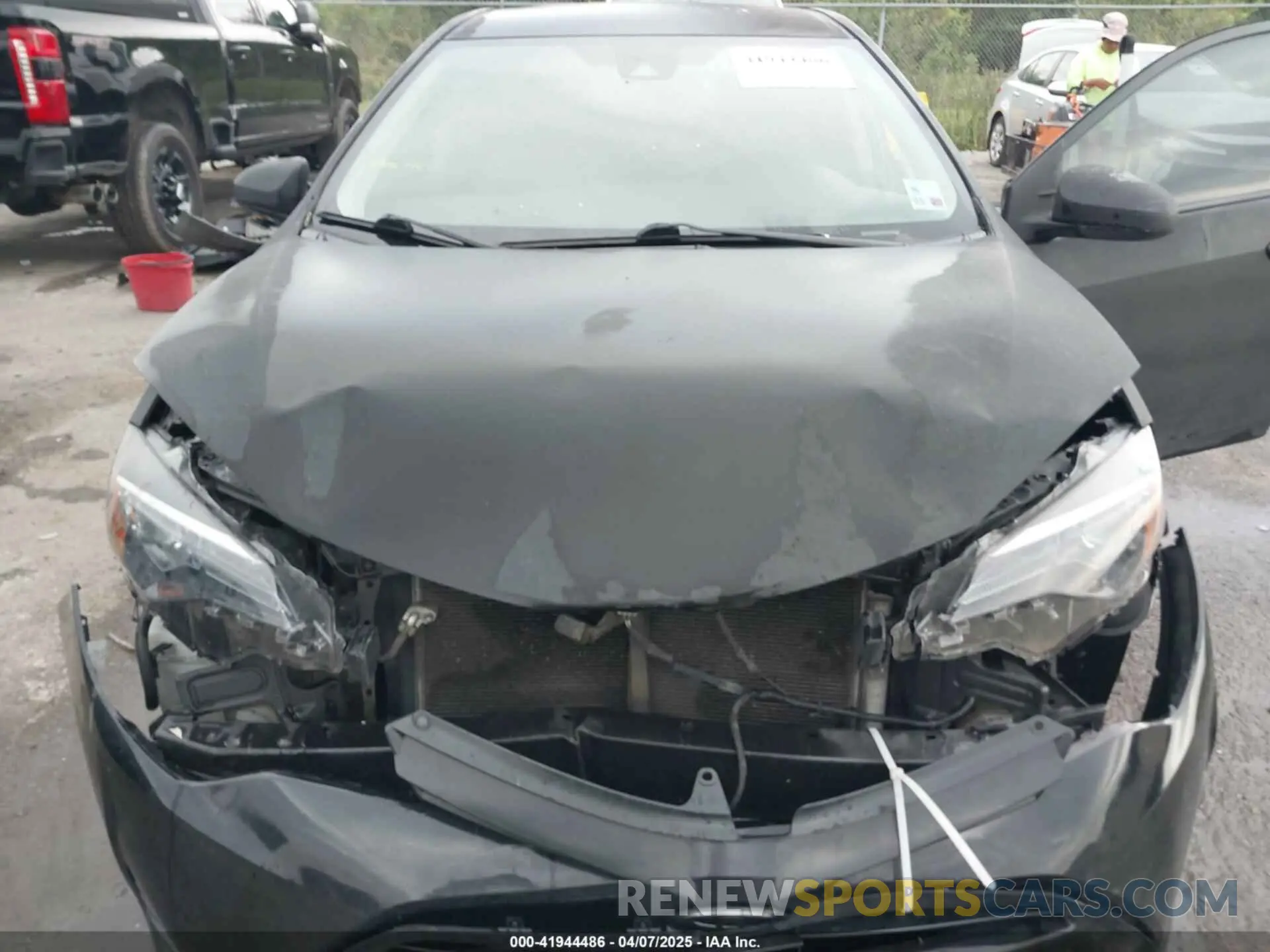 10 Photograph of a damaged car 5YFBURHE8KP874087 TOYOTA COROLLA 2019